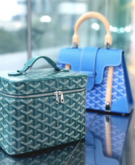 goyard muse vanity price|goyard muse bag.